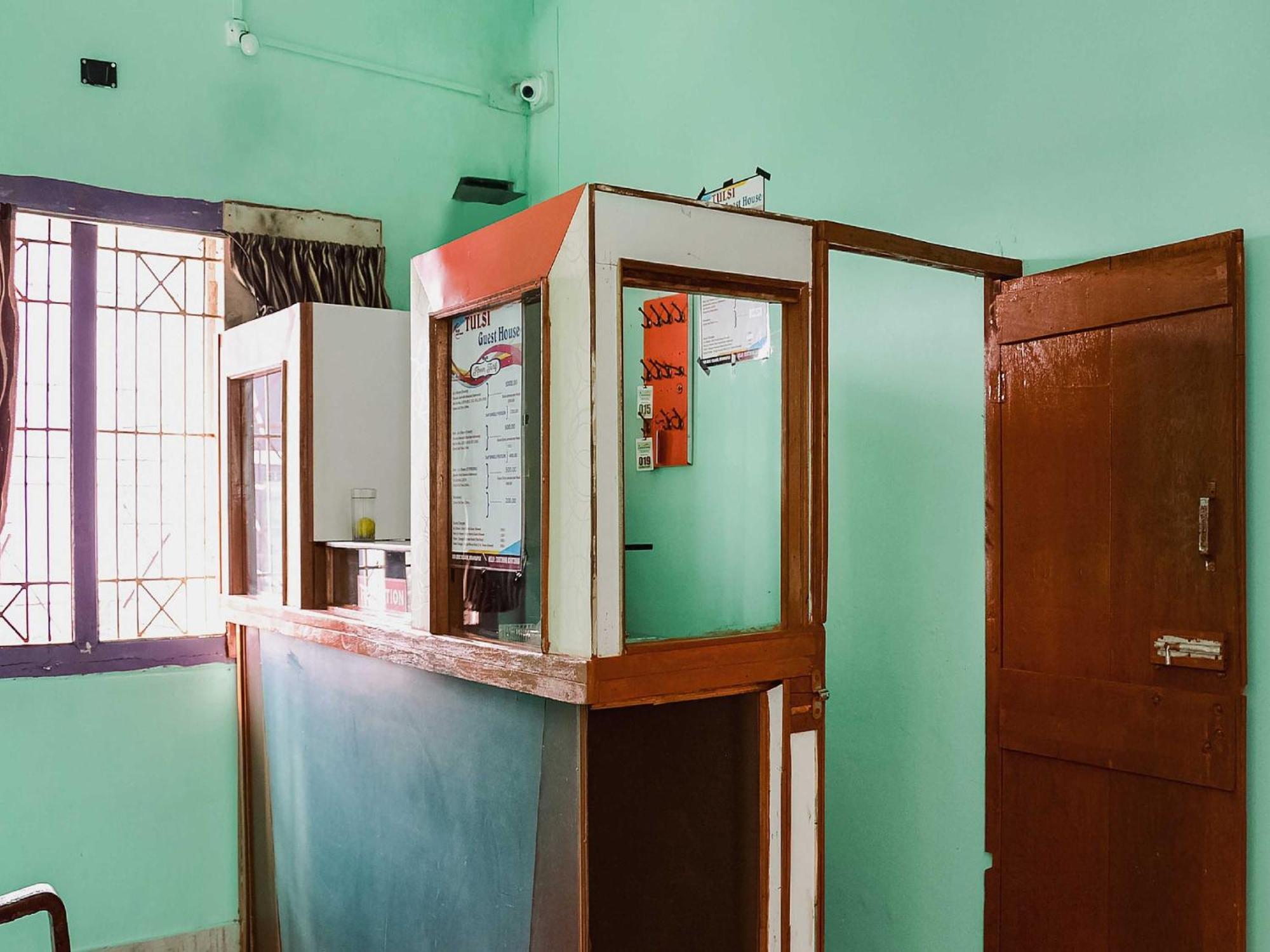 Hotel O Flagship The Residence Inn Brahmapur Bagian luar foto