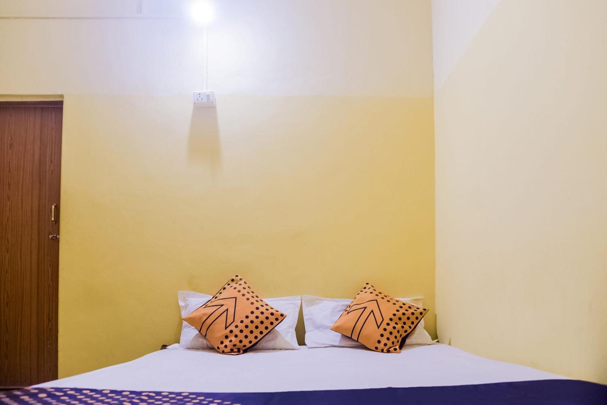 Hotel O Flagship The Residence Inn Brahmapur Bagian luar foto