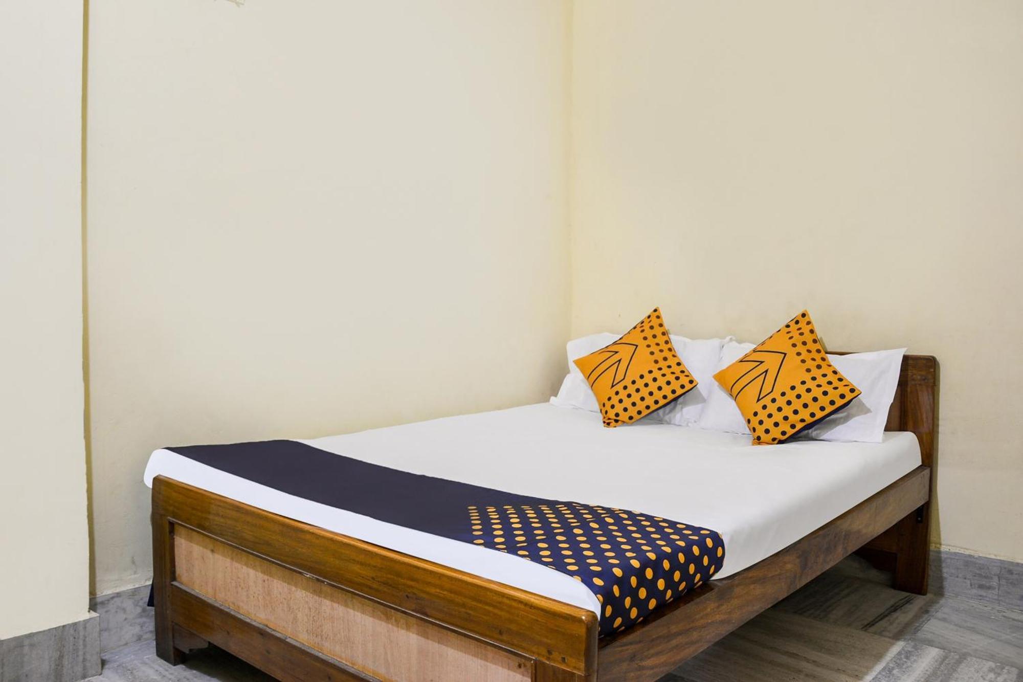 Hotel O Flagship The Residence Inn Brahmapur Bagian luar foto